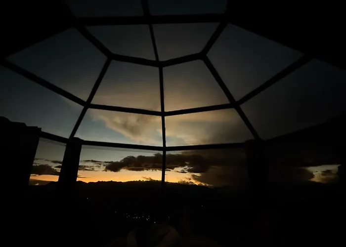 Sky Dome Peru Camping *